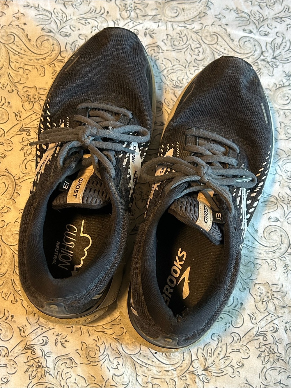Brooks Ghost 13 Women's Running Shoes Black White Size 8.5 B Medium